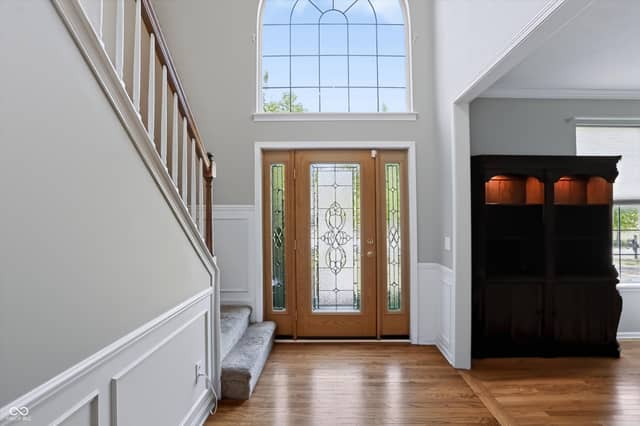 7761 Prairie View Drive, Indianapolis, IN 46256, photo 5 of 59