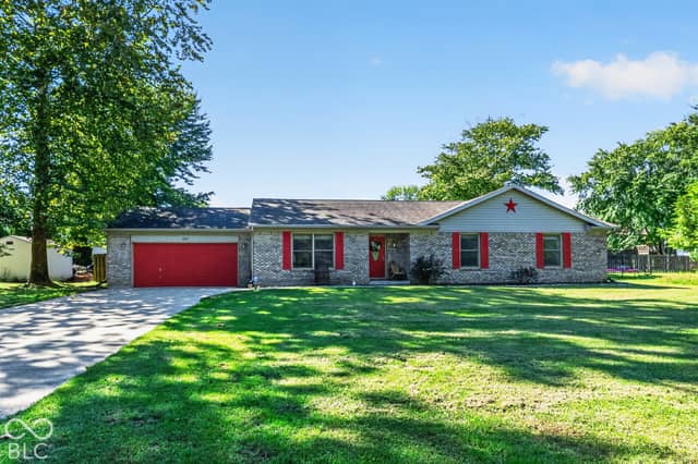 287 Big Horn Lane, Seymour, IN 47274, photo 4 of 43