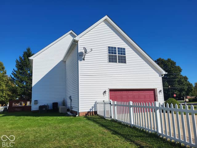 10480 Watkins Drive, Indianapolis, IN 46234, photo 3 of 37