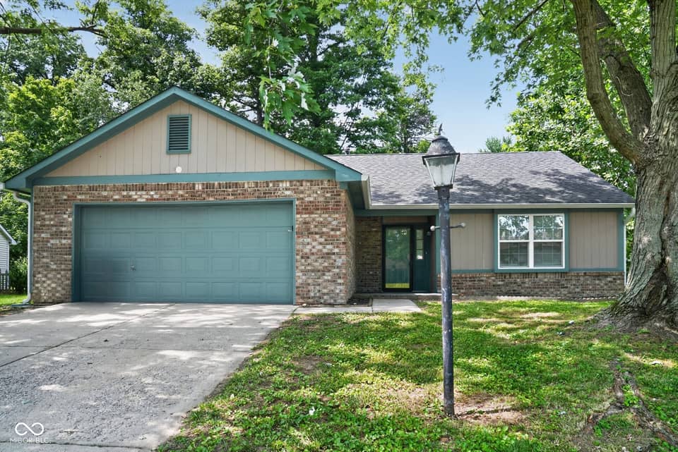 11326 Cherry Lake Way, Indianapolis