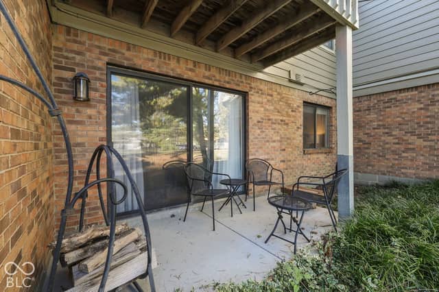 4311 Village Parkway Circle W #2, Indianapolis, IN 46254, photo 5 of 27