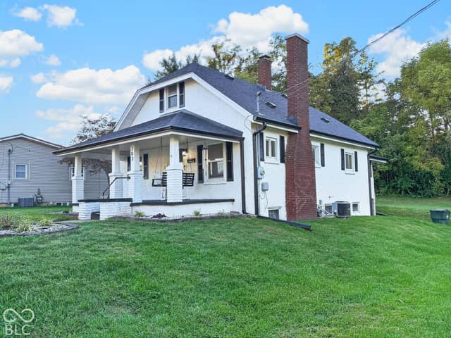 202 S Benton Street, Brownstown, IN 47220, photo 3 of 33
