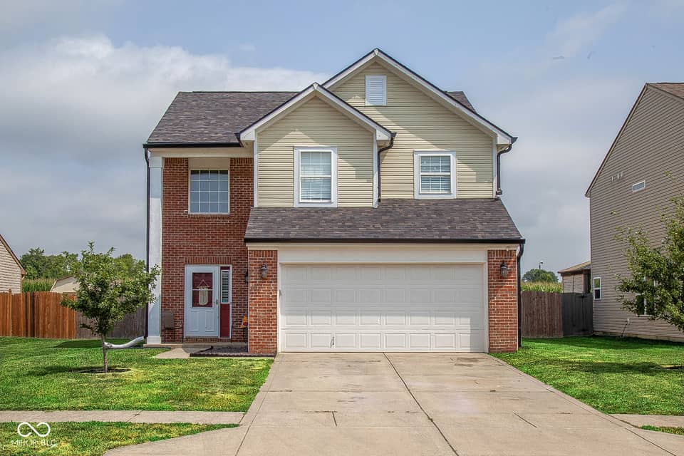 1214 Harvest Ridge Circle, Franklin, IN 46131, photo 1 of 24