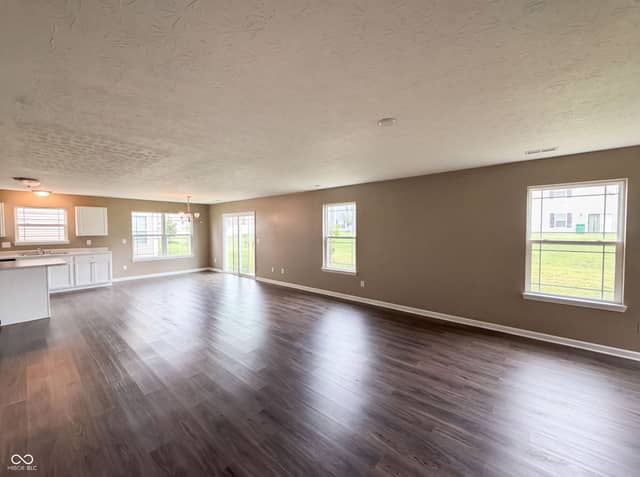 8196 Alyssum Drive, Plainfield, IN 46168, photo 4 of 21