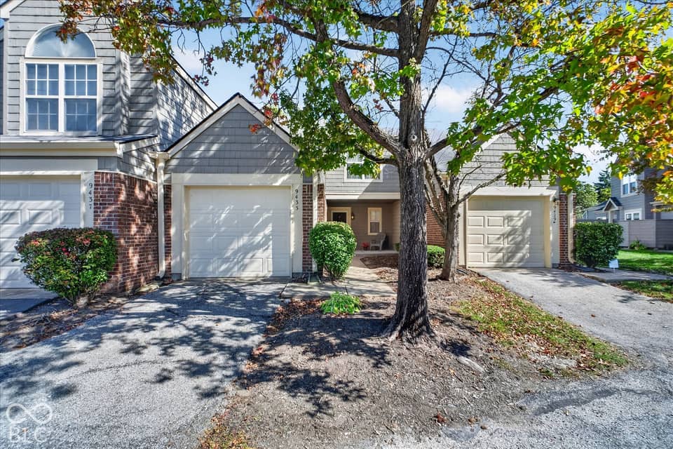 9433 Wimbledon Court, Indianapolis, IN 46250, photo 1 of 28