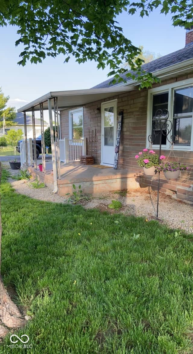 1121 W Washington Avenue, Shelbyville, IN 46176, photo 3 of 26