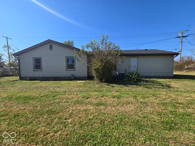 302 E Neal Street, Jasonville, IN 47438, photo 4 of 15