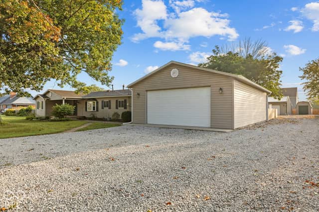 7847 Trotter Road, Camby, IN 46113, photo 5 of 36