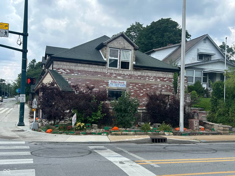5066 E Michigan Street, Indianapolis