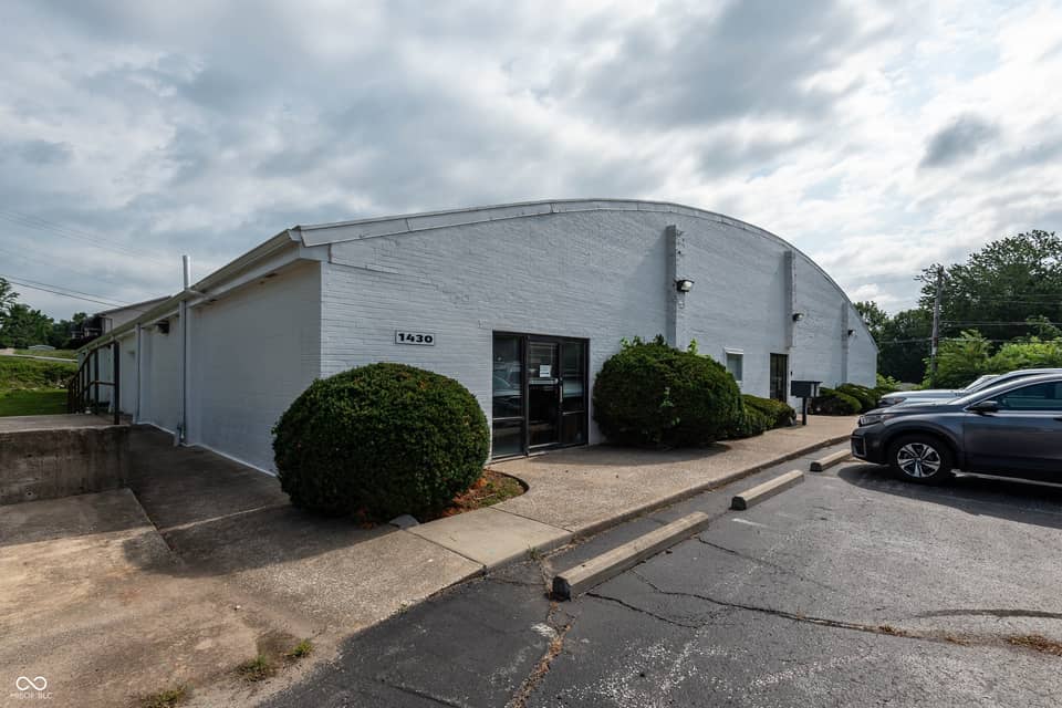 1430 N Willis Drive, Bloomington