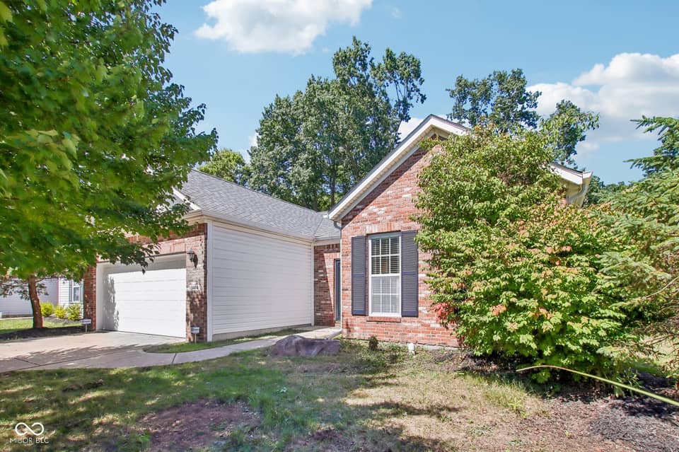 3414 Aylesford Lane, Indianapolis, IN 46228, photo 1 of 33