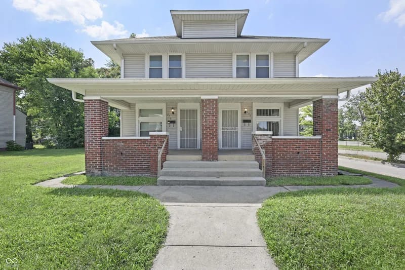 270 Parkview Ave duplex