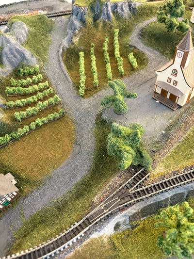 1F4851CF-033A-4C49-8CBF-D28E847FCFB9