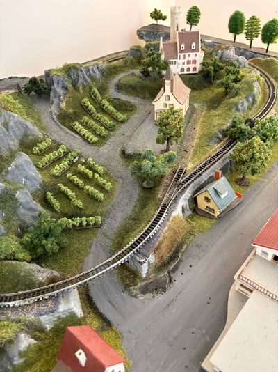 85DB5DBB-6805-4B5D-8218-F1E1D7D45AD0