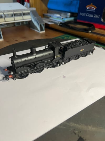 EF7E33E1-92F6-4FF9-B563-3EFAB99214DC
