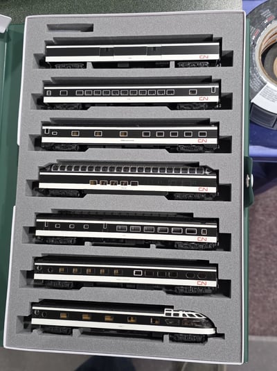 Canadian National 7 Car set_4