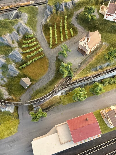 DFC6F4F3-BCE8-47A0-A20A-AFE80B32A264