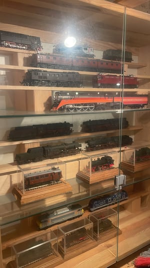 55AB7326-2EA4-4BDF-ADAD-DF2815E05F45