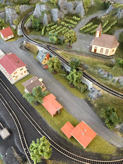 BFA7DD0A-4886-40A3-96F2-CF6A01362A45