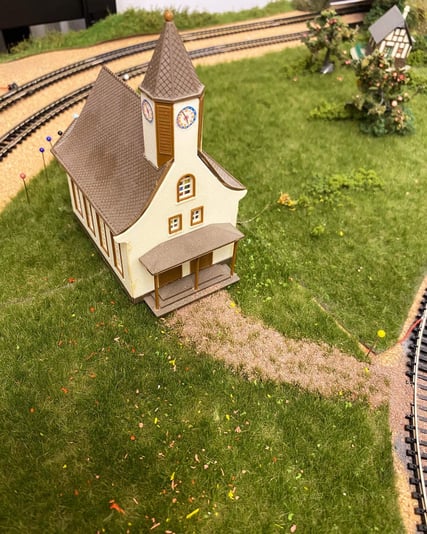 F7A064BF-7488-479E-BBFA-04229A6410C8