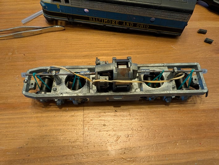 PXL_20250316_215159604