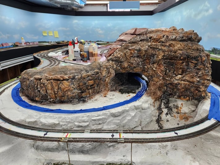 241222 - Canyon Cliff Painting - 02