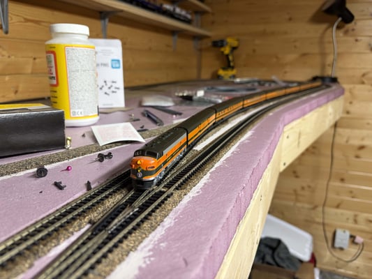 Empire builder traversing the crossover on the unfinished layout