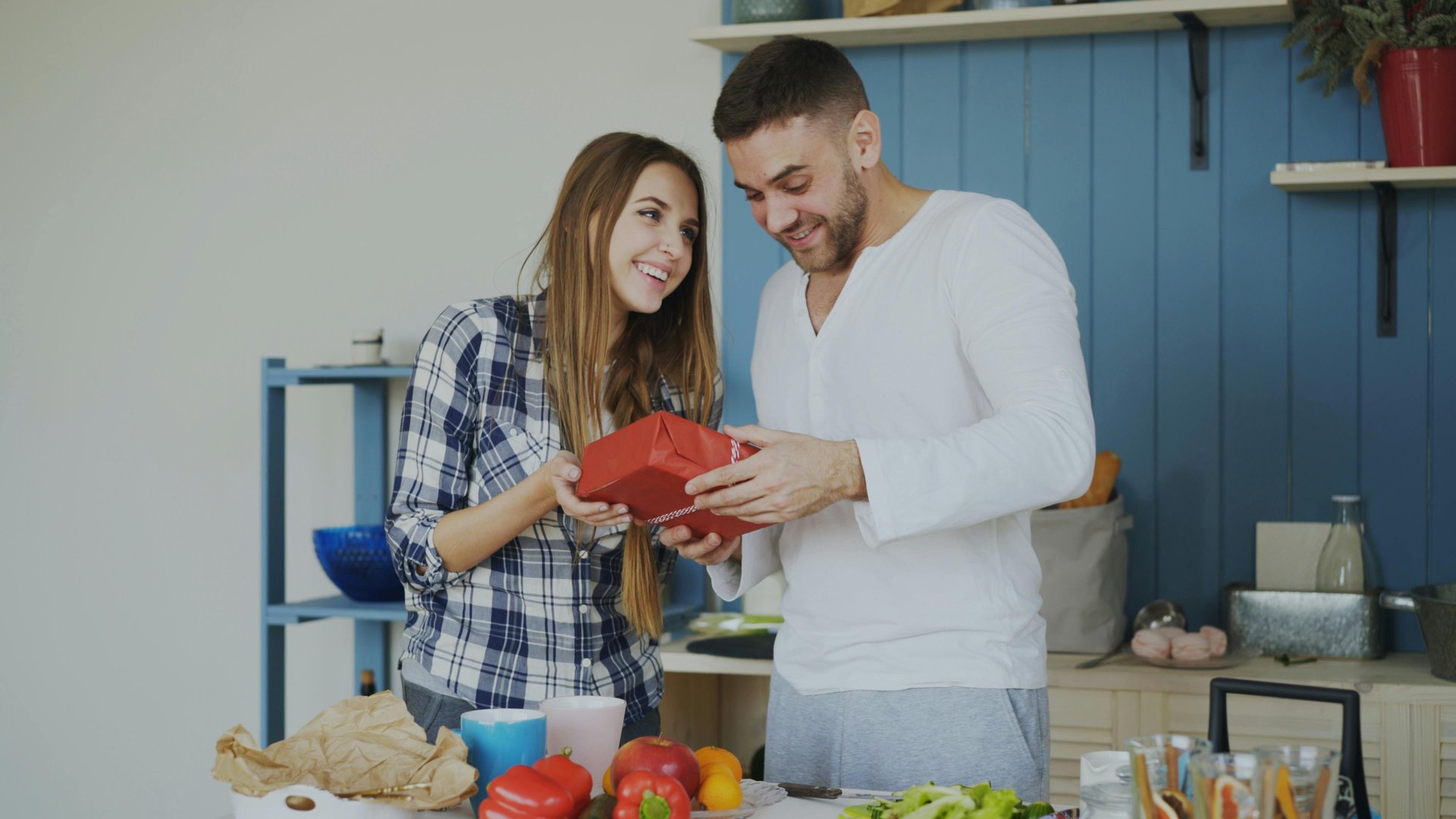 Portable blender lifestyle product image