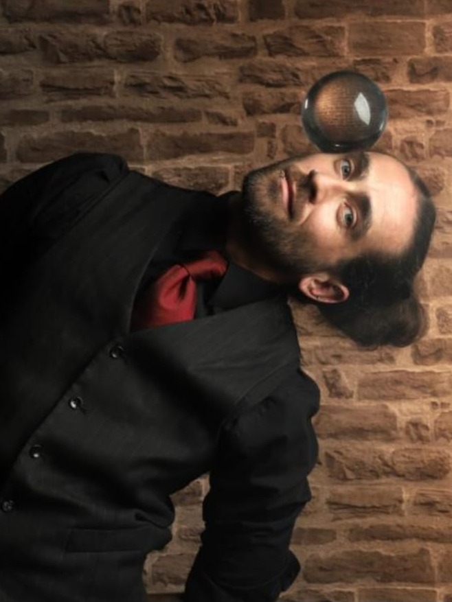 Contact Juggler  image