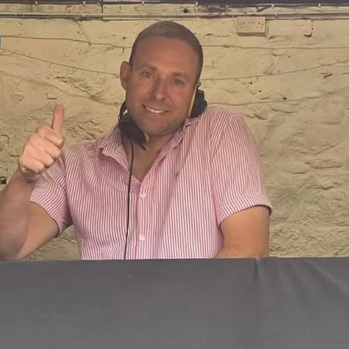 DJ Gavin James image