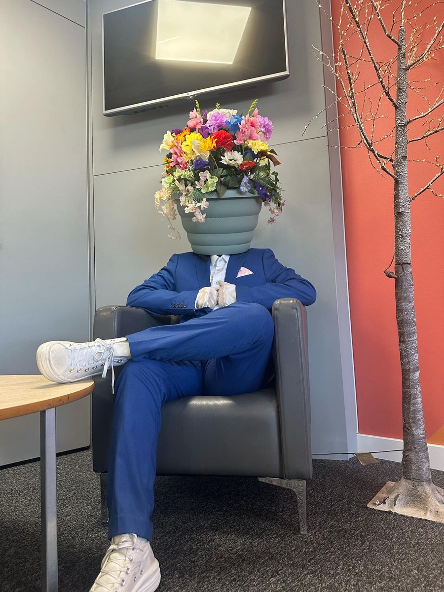 Flower Pot Men image
