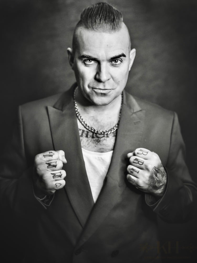 Tony As Robbie image