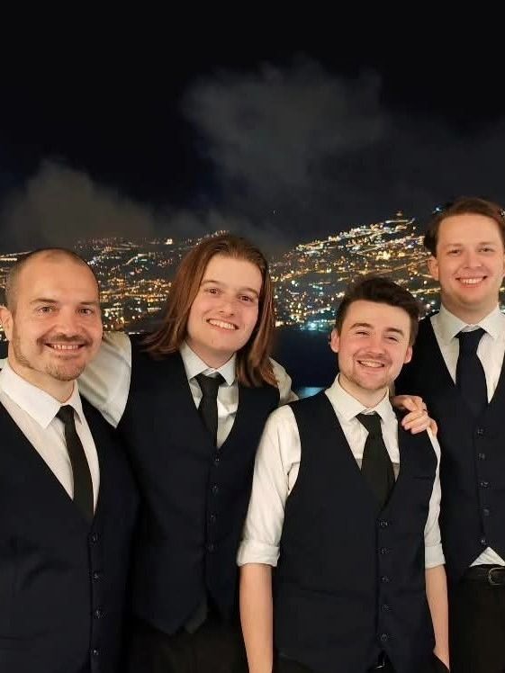 Straight Circles Band image