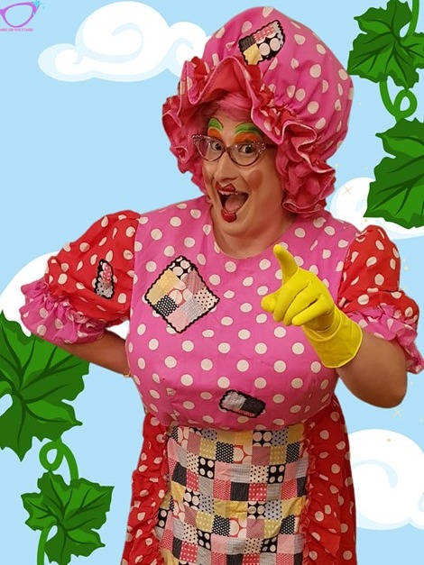 Dame Dolly image