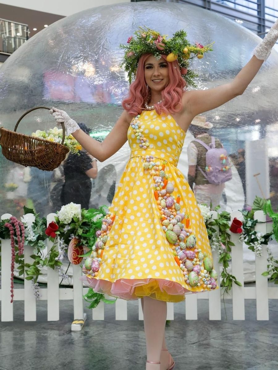 Miss Easter image