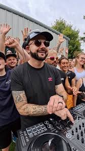 DJ Mark T image