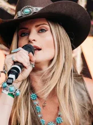 Lainey Wilson Tribute Act image