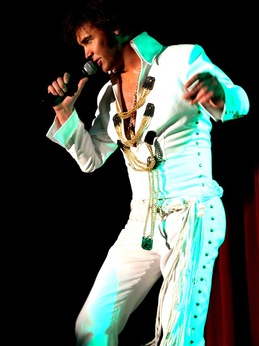 Jason Dale The Elvis Experience image