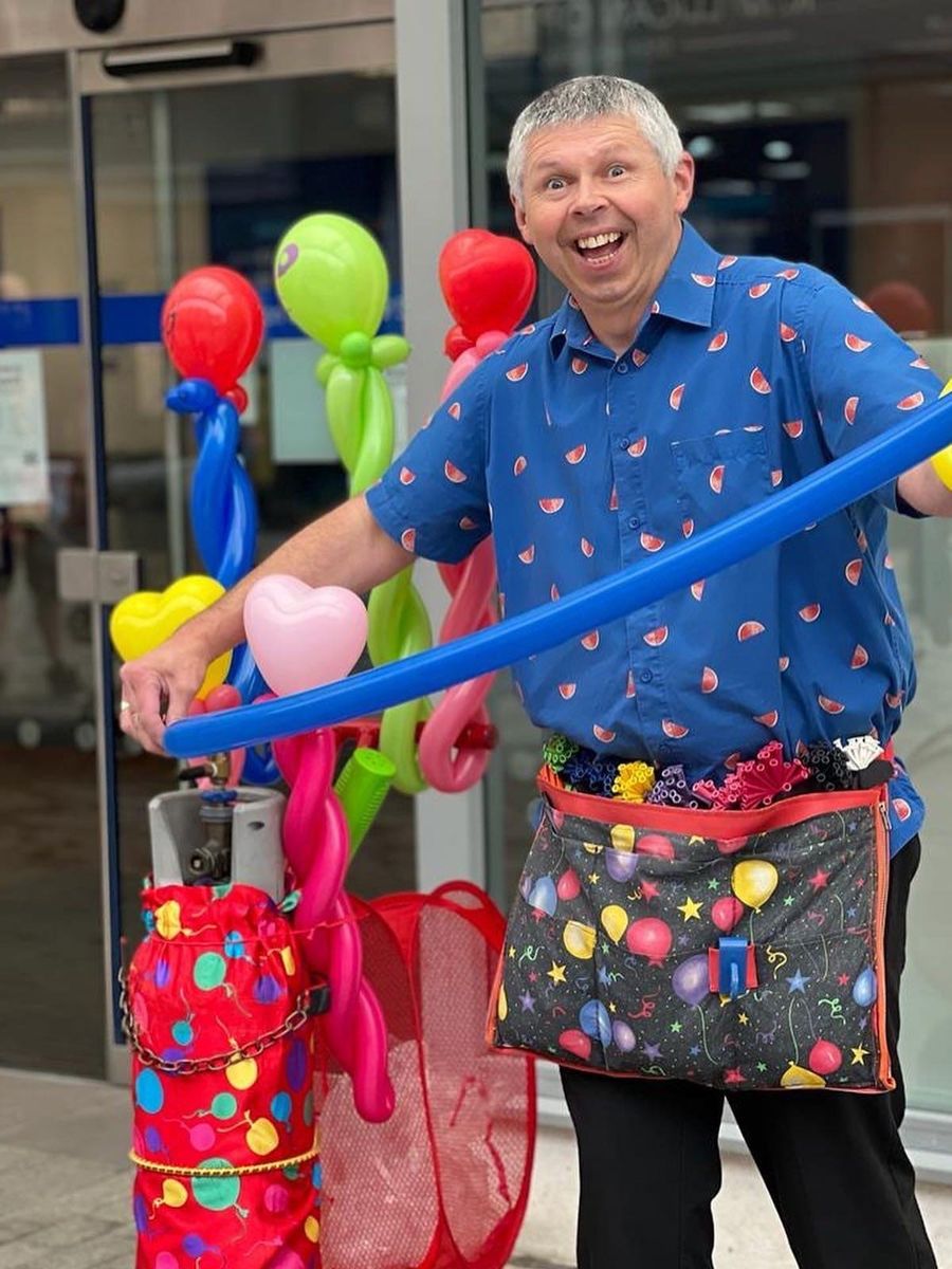 Bob Wooding Balloon Artist  image