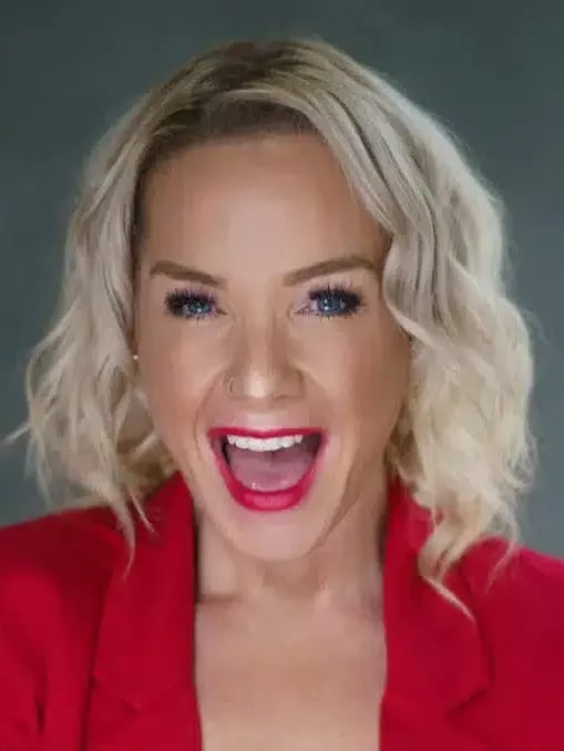 Laura B  image