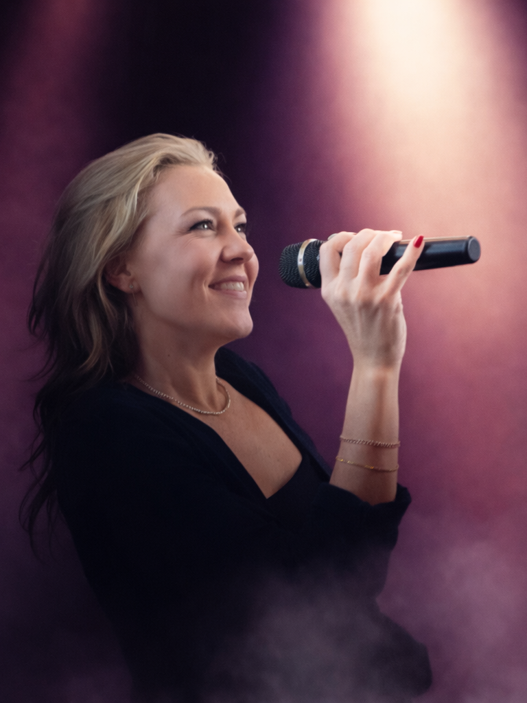 Kate Jay image