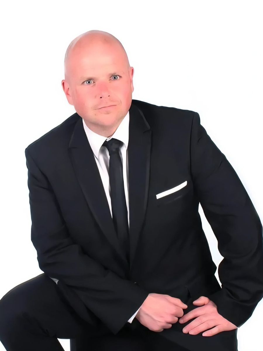 Matty Roberts image