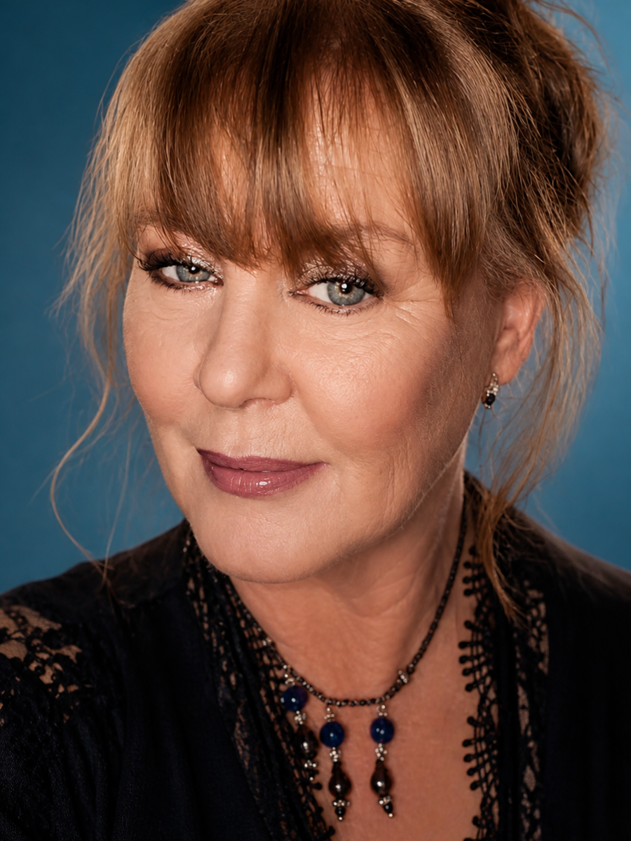 Kerry Lynn image