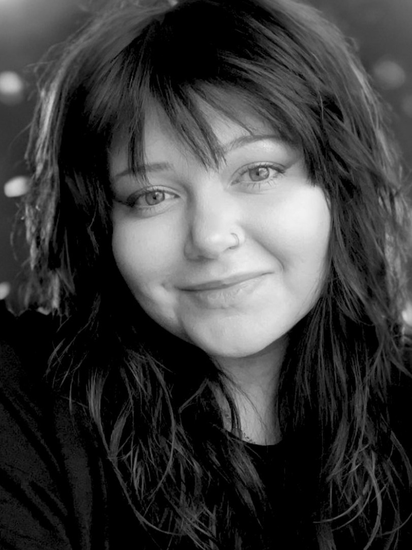 Natalie Jane image