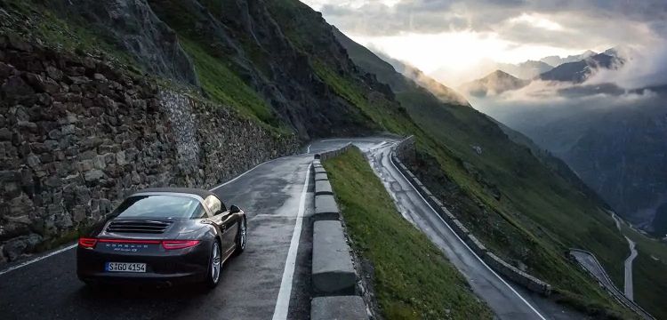 Low-cost Car Rental in Florence