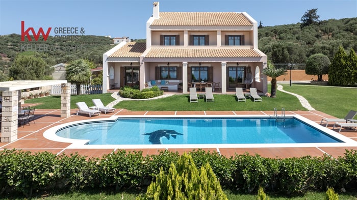 Villa — Akrotiri, Sternes