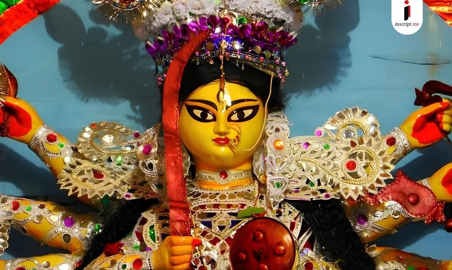বাড়িতে এক নারীর আগমন, তারপর স্বপ্নাদেশ: যেভাবে শুরু হয়েছিল দে বাড়ির দুর্গাপুজো