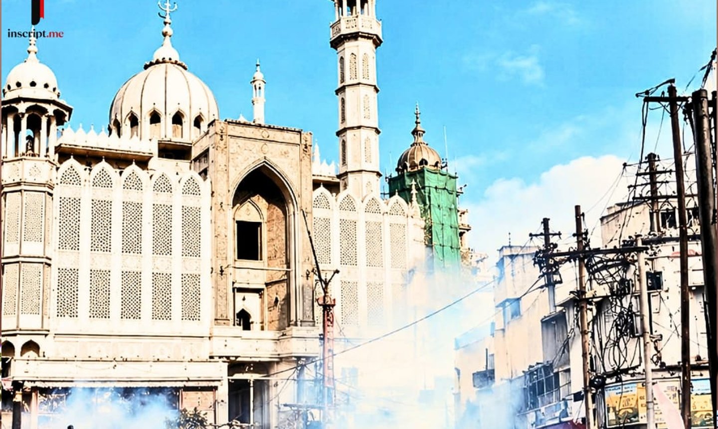Is the Kumbh road running through a mosque?
