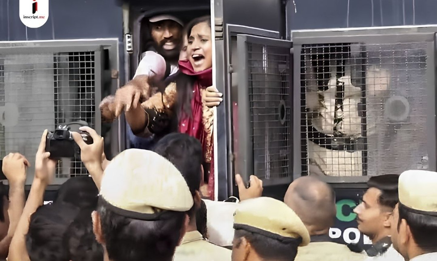 প্রেস কার্ড গলায়, তবু আটক! দিল্লিতে SIR-বিরোধী আন্দোলন কভার করতে গিয়ে পুলিশের জালে সাংবাদিকরা