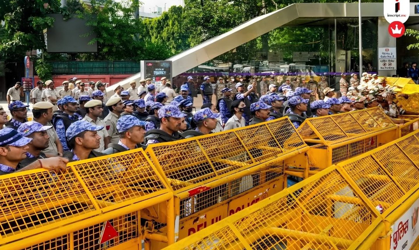 ব্যারিকেড ঘেরা দিল্লি, নজরদারির চোখে নাগরিক: নিরাপত্তা নাকি নিয়ন্ত্রণ?